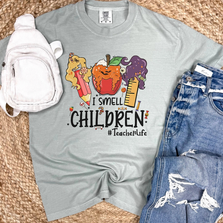 Pre-Order I Smell Children Graphic Tee