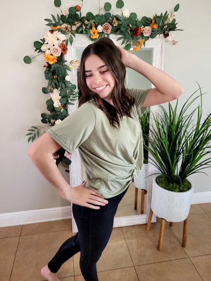 Super Soft Knot Top