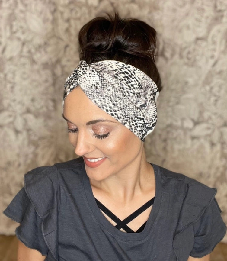 Pre-Order Pattern Twist Headband