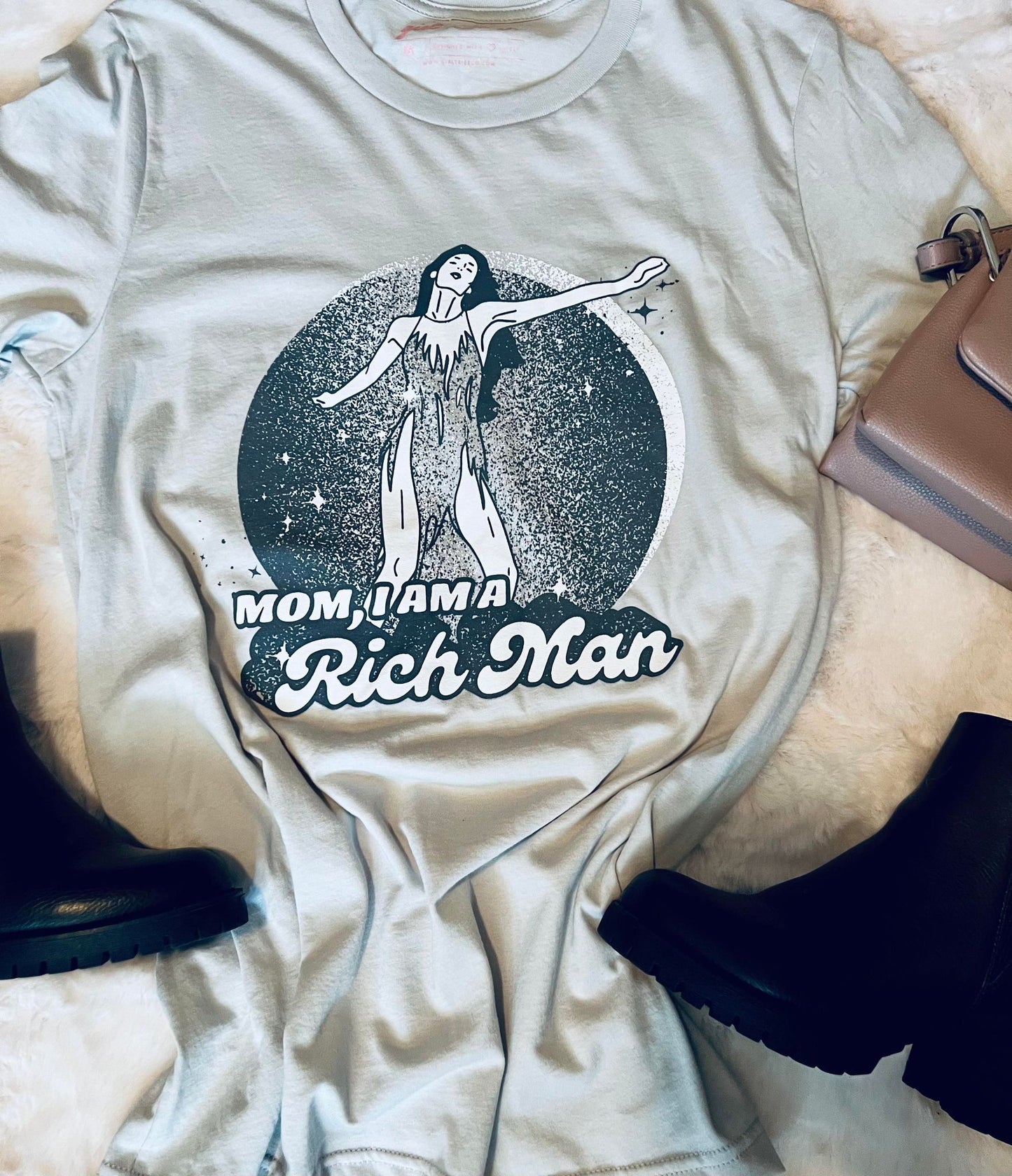 Mom, I am a Rich Man Graphic Tee